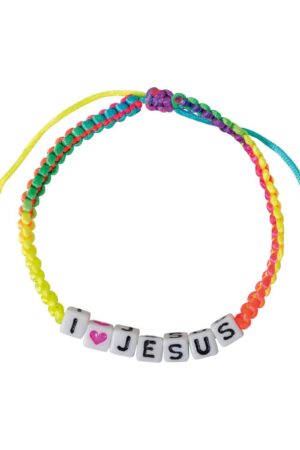 Tekstilarmbånd med kubebogstaver: I love Jesus